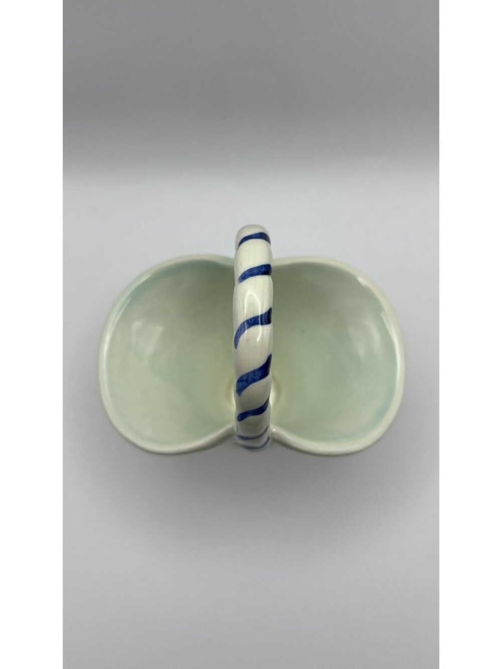 Handpainted Delft Blue Ceramic Basket With Dutch Windmill Design & Twisted Handl - Picture 4 of 4